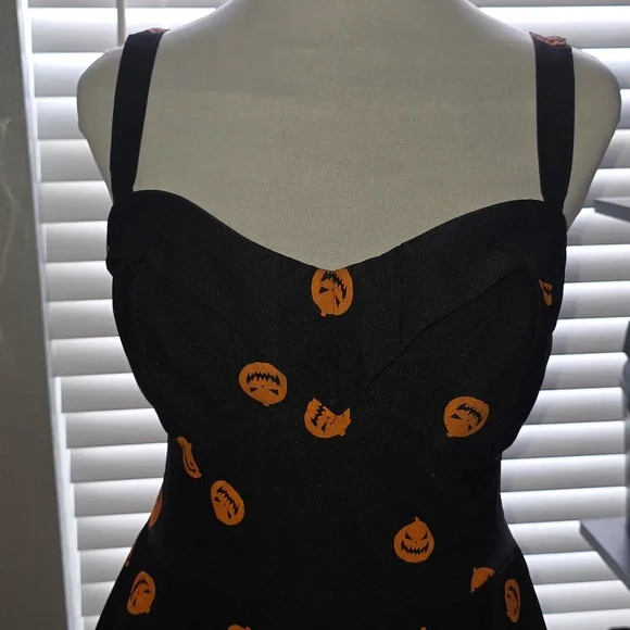 Pumpkin King Maneater Swing Dress in Black And Orange - Vixen by Micheline Pitt - Picture 3 of 8